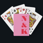 Jeu De Cartes Monogramme moderne minimaliste rose rouge mariage<br><div class="desc">Monogramme moderne minimaliste Mariage Cartes de jeu personnalisées en rose et rouge</div>
