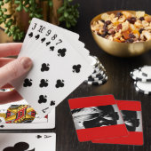 Jeu De Cartes penchant pour le rouge (In Situ)