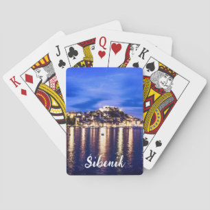 Jeu De Cartes Port éclairé en Sibenik, Croatie