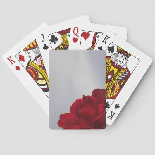 Jeu De Cartes Roses rouges contre un ciel bleu vif (dos)