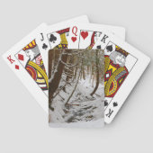 Jeu De Cartes Scène du ruisseau couvert de neige dans la forêt d (dos)