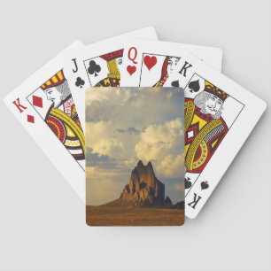 Jeu De Cartes Shiprock contre le cumulo-nimbus