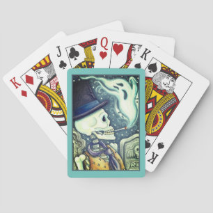 JEU DE CARTES SQUELETTE FUMÉE AVEC DES FOUETTES DANS LE CIMETIÈR
