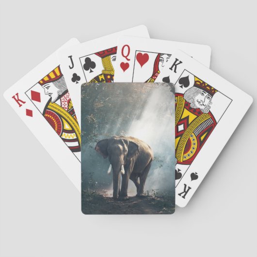 Jeu De Cartes Un éléphant asiatique dans un défrichement éclairé (dos)