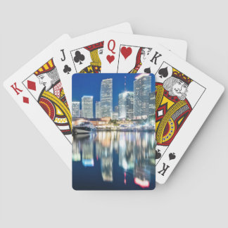 Jeu De Cartes Vue d'horizon avec la réflexion dans l'eau, Miami