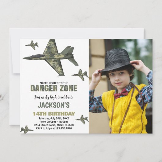 Jeu de combat vert foncé Invitations d'anniversair (Devant)