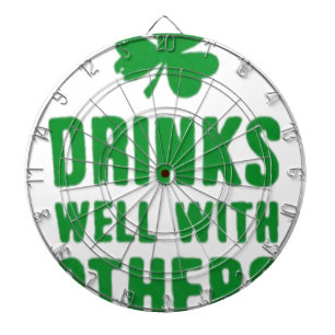 Jeu De Fléchettes Boire bien avec d'autres St. Patrick's Day Tee