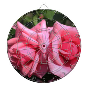 Jeu De Fléchettes deux fleurs de rose rose chaud parfait. amour
