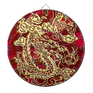 Jeu De Fléchettes Dragon en or embouti sur impression de satin rouge