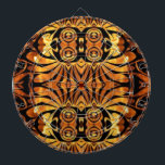 Jeu De Fléchettes flammes orange totem autochtone pôle tribal motif<br><div class="desc">flammes d'orange noir et or Ambiance de totem indigène mât motifs tribaux accessoires. Accessoires de maison de l'île tropicale.</div>