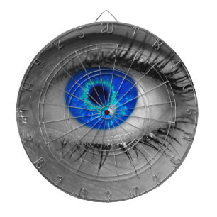Jeu De Fléchettes Œil avec iris bleu regarde le concept de spectateu