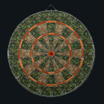 Jeu De Fléchettes Orange de vert forêt de camouflage<br><div class="desc">Cette cible orientée de chasse a un motif vert et brun de camo et des nuances alternatives d'orange. C'est un grand panneau de jeu pour des outdoorsmen,  des chasseurs et des hommes avec les cavernes camouflage-orientées d'homme. Voir plus des variations de notre magasin !</div>