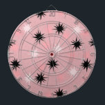 Jeu De Fléchettes Tableau de bord des étoiles rose atomique<br><div class="desc">Ce Dartboard de Starbursts rose atomique a tout le plaisir moderne du milieu du siècle de la cuisine de votre grand-mère, moins le linoléum collant. Le design kitschy est composé d'un arrière - plan rose avec des taches d'or et des starbursts placés aléatoirement en noir et deux nuances de rose....</div>