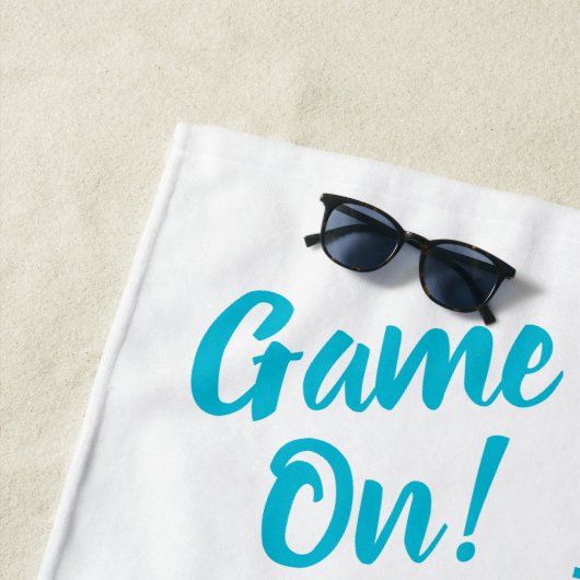 Jeu dessus ! Serviette de plage, damier, orteil (En situation)