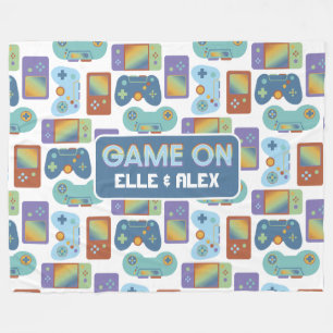Jeu sur la couverture en polaire