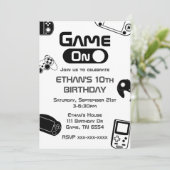 Jeu Sur Vidéo Jeu Anniversaire Invitation (Debout devant)