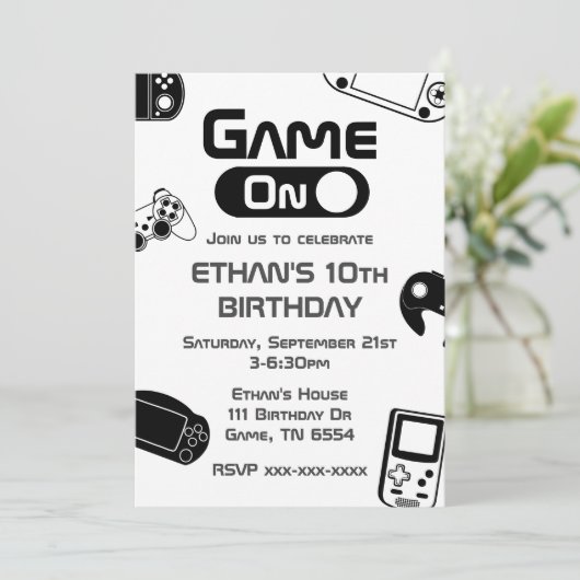 Jeu Sur Vidéo Jeu Anniversaire Invitation (Debout devant)