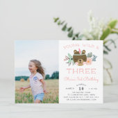 Jeune, sauvage et trois | Photo Invitation de fête (Debout devant)