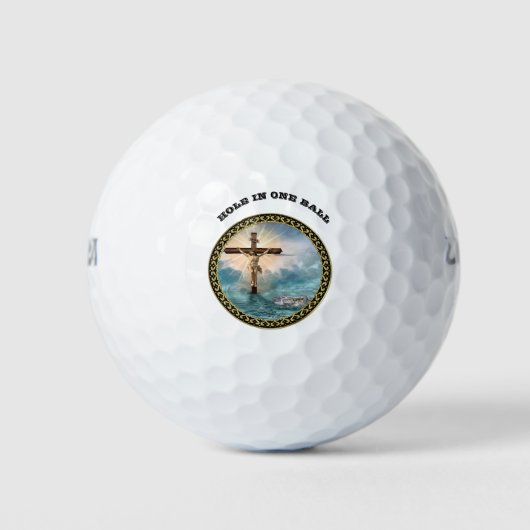 Jezus hangt van een Christelijk kruisbeeld. Golfballen (Voorkant)