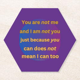 ‘Jij bent mij niet’, zegt het gedicht Kartonnen Onderzetters