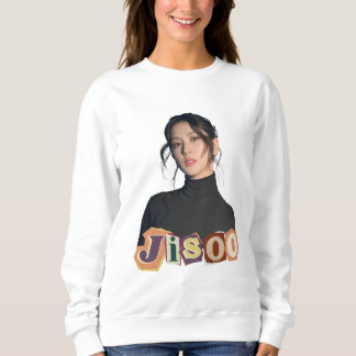 Jisoo – klassieke schoonheid in monochrome kunst trui
