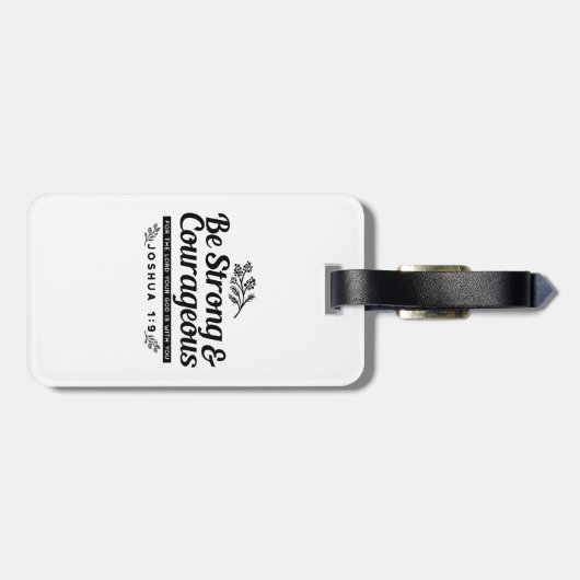 Jo 1:9 Bijbelvers Ontwerp – Wees sterk en moedig Bagagelabel (Achterkant horizontaal)