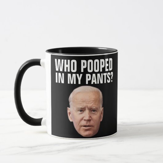 JOE BIDEN FUNNY QUI A POUSSÉ DU CAFÉ MUG (Gauche)