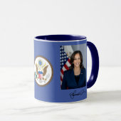 Joe Biden & Kamala Harris Official Portrait Mug (Devant droit)