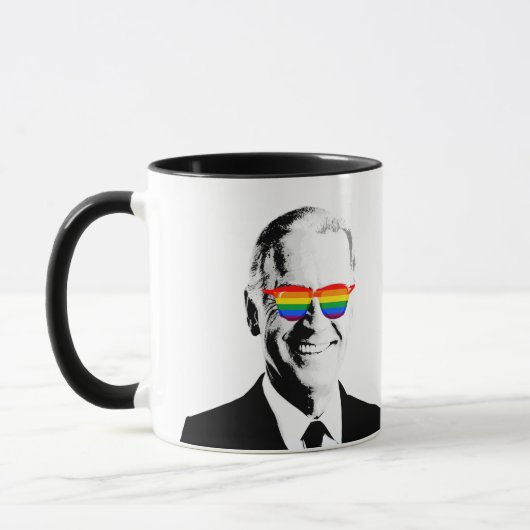 Joe Biden Pride Mok (Links)