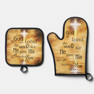 John 3:16 God Loved the World Bible Verse Ovenwant & Pannenlap Set