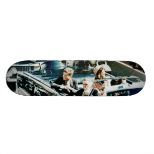 John F Kennedy en Jackie in de Motorcade Dallas Skateboard