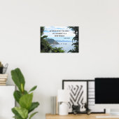 John Muir: "Tussen de twee pijnbomen is een deur" Poster (Thuiskantoor)