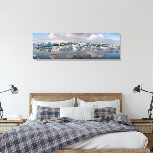 Jokulsarlon gletsjermeer in IJsland canvas print (Insitu (Slaapkamer))
