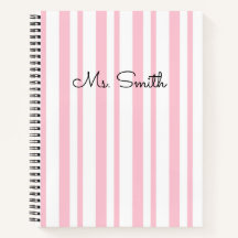 Joli cahier rayé pastel rose motif
