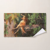 Joli Cerf Rouge Dans La Forêt (Serviette à main)