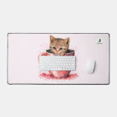 Joli Chaton dans une Tasse à Thé avec Monogramme d (Clavier et souris)