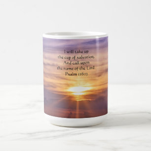 Joli coucher de soleil La Bible Verse Mug