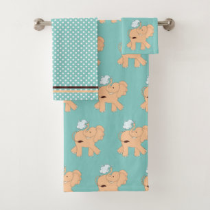 Joli Ensemble De Serviettes De Bain À Éléphant