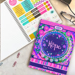 Joli espoir floral joyeux Purple Inspirivé<br><div class="desc">Ce joli planificateur floral Inspirivity Hope violet personnalisable est la façon parfaite de rester organisé chaque jour. Ces planificateurs sont excellents pour ceux qui participent au défi d'un mot chaque année. L'oeuvre d'art One Word, colorée et inspirante, est un cadeau personnalisé pour la famille, les amis, les collègues ou les...</div>