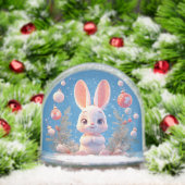 Joli lapin entouré de décorations (Noël)