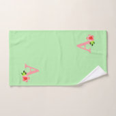 Joli monogramme rose avec fleur sur vert citron (Serviette à main)