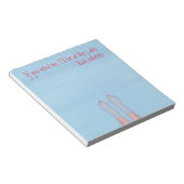 joli pieds trempant dans le bloc-notes cool (Incliné)