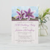 Joli Violet Lily Anniversaire Invitations (Debout devant)