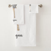 Jolie fille branchée avec lunettes (En situation)