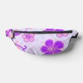 Jolie impression florale violette et rose sur lava (Poser)