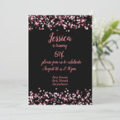 Jolie invitation d'anniversaire rose sur noir modi (Debout devant)