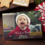 Jolie nouvelle Faire-part de naissance de Noël pou<br><div class="desc">Annoncez votre dernière arrivée avec ce joli faire-part de naissance de Noël drôle. Personnalisez-vous avec 1 photo sur le devant et 3 photos sur le dos avec toutes les informations sur l'état de naissance de votre bébé. Visitez ma collection de cartes de Noël pour voir toutes les nouvelles options de...</div>