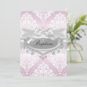 Jolie rose Damask & Bow Baptism Invitation (Debout devant)