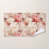 Jolie rose florale rose clair crémeuse (Serviette à main)
