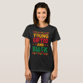 Jong rood en zwart afro zwarte geschiedenis maand  t-shirt (Voorkant volledig)